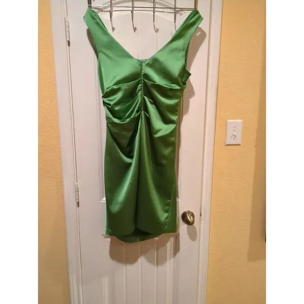 David's Bridal Prom/Wedding/evening Olive Green Dress Size 14 - Image 8