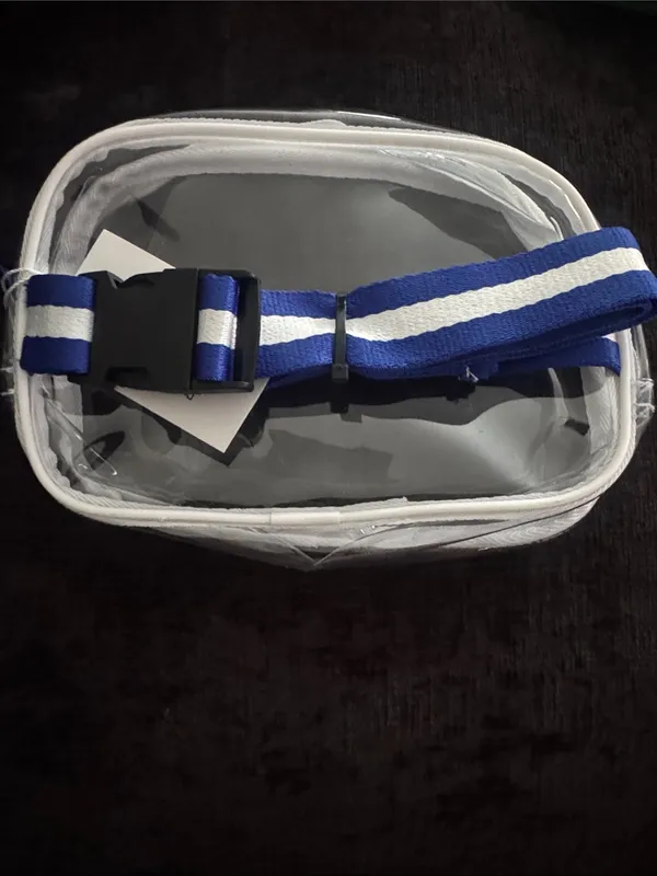 Vivitar Game Day Waist Pouch, Clear w/ Green Adjustable Strap - Image 2