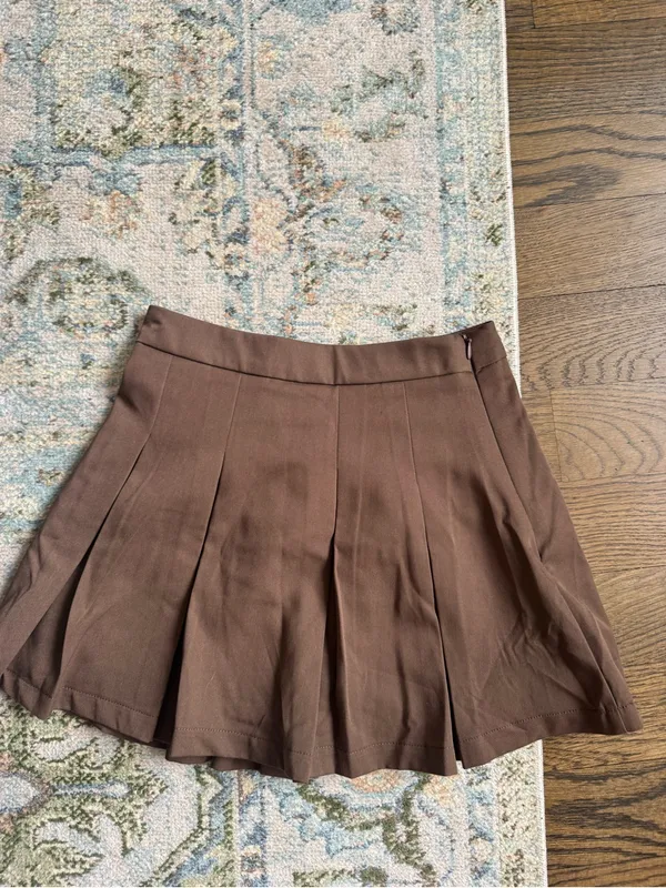 H&M Brown Pleated Skater Skirt - Image 2