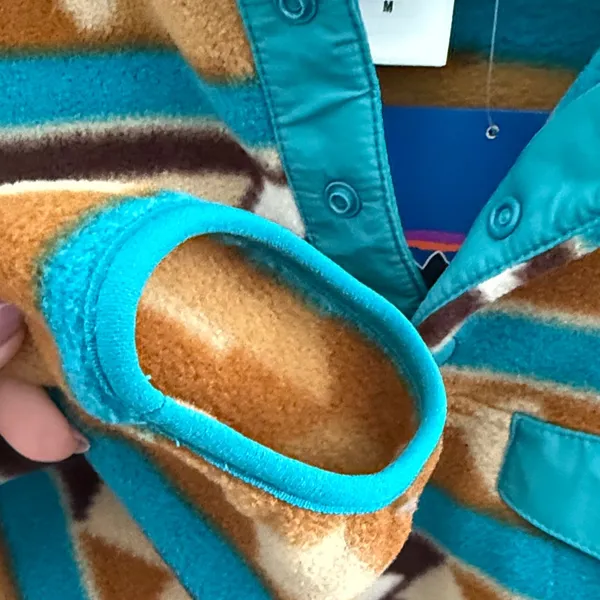 Patagonia Turquoise & Tan Geometric Snap-T Fleece Pullover - Image 5