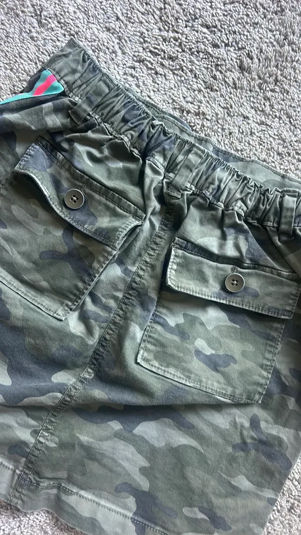 Gap Kids Camo Skirt Size XL - Image 2