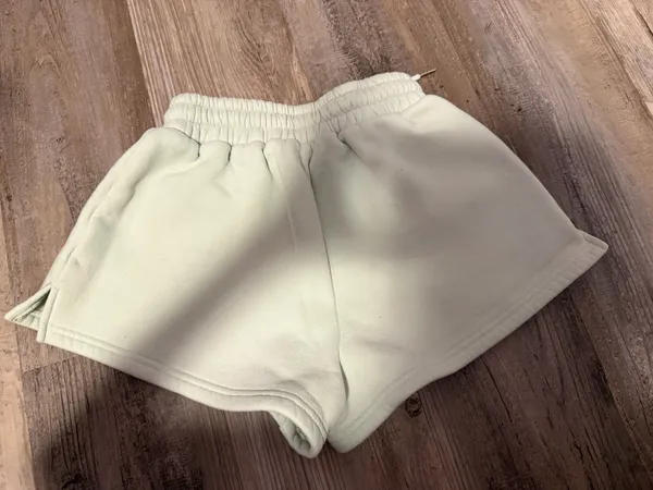 Comfrt Collection Pastel Edition Pastel Mint Women’s Sweatshorts Size XS - Image 4