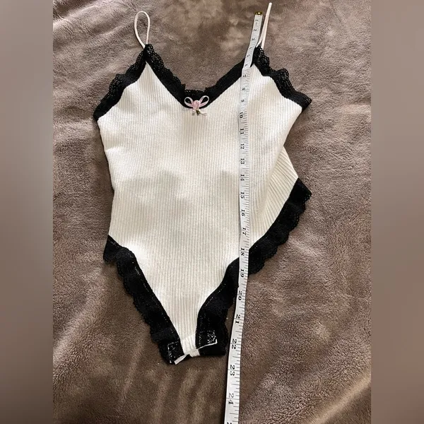 OUT FROM UNDER Urban Outfitters Ribbed 1 Piece Bodysuit Tank Top Sz M EUC - Image 6