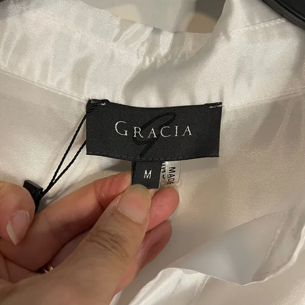 Gracia Satin Button Down Blouse Women Medium White Chic Puff Sleeve Collared Top - Image 6