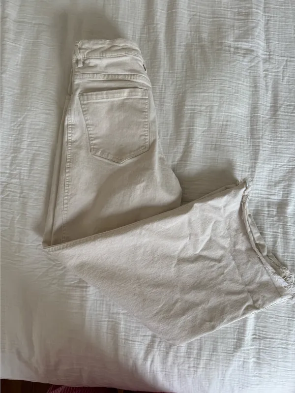 H&M cropped fringe white denim pants - Image 4