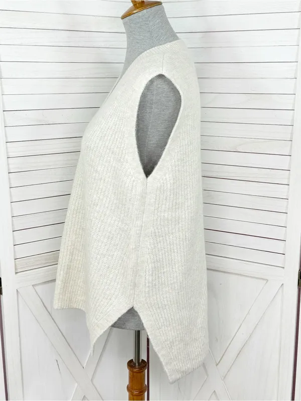 Vince Camuto Oversized V Neck Sleeveless Sweater Vest Beige Small Heritage - Image 2