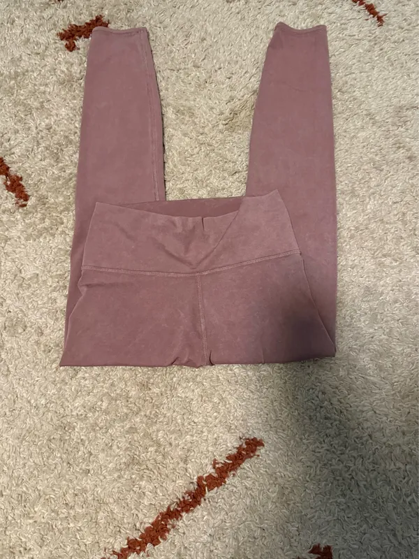 Vuori Washed Studio Leggings - Image 3
