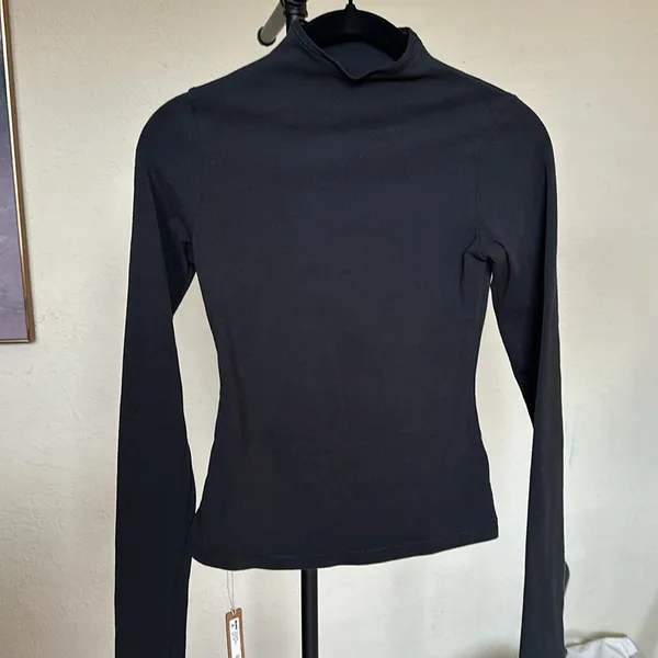 SKIMS NWT Cotton Jersey Turtleneck Top Soot Size S black - Image 3