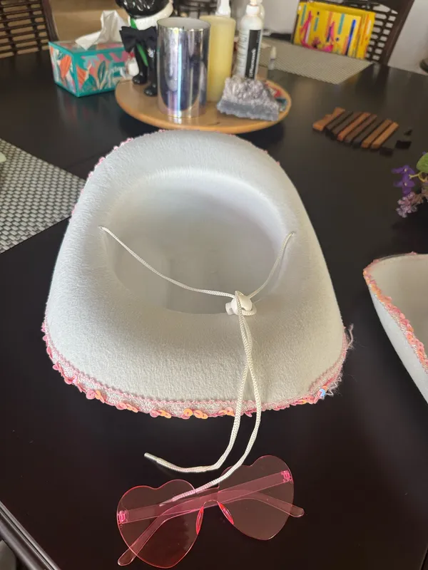 NWOT costume cowgirl hat with sunglasses - Image 3