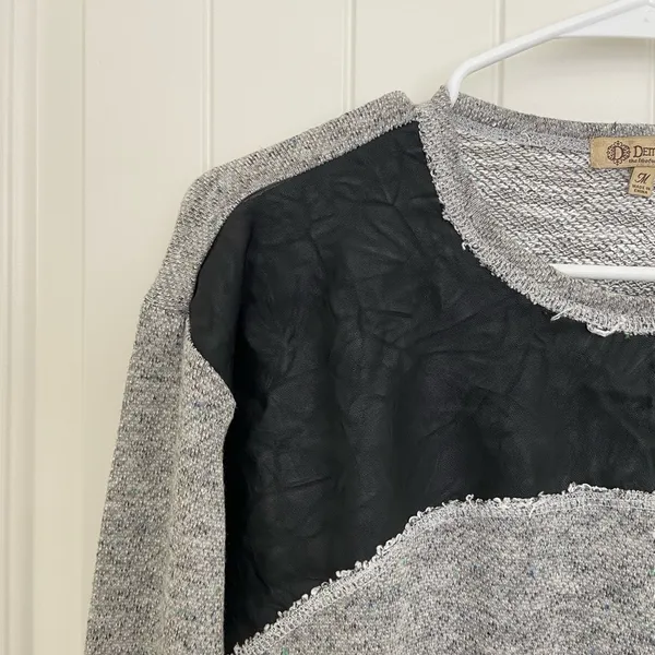 Democracy women’s‎ faux leather knit pocket long fall winter sleeve top medium - Image 2