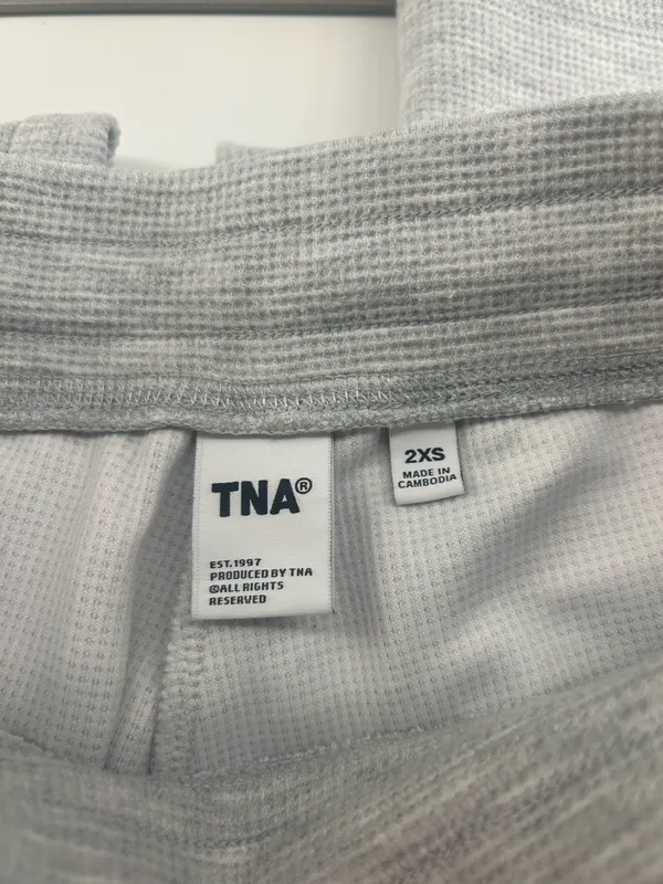 Aritzia Waffle Knit TNA Sweatpants Grey - Image 4