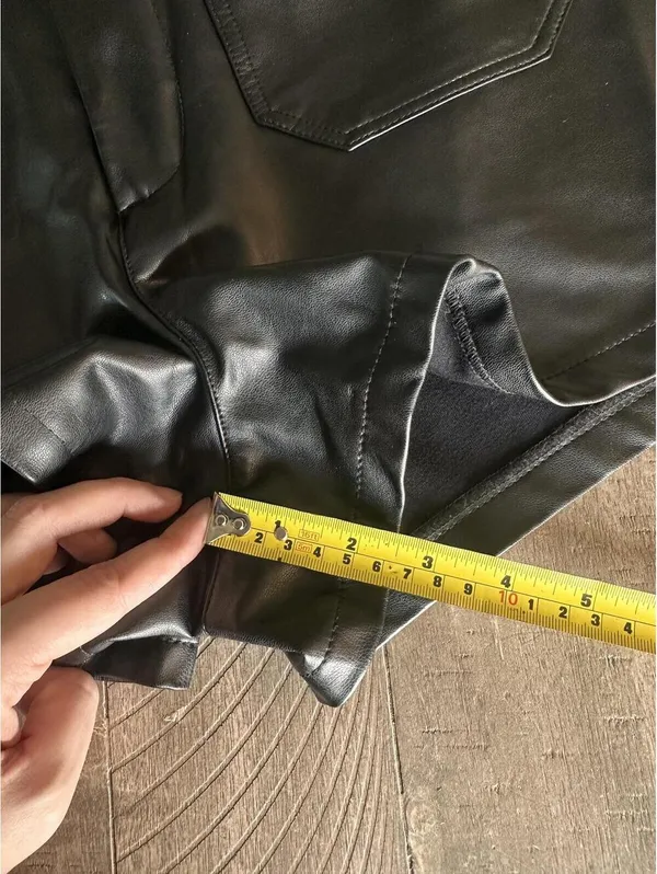 Anthropologie Maeve The Colette Black High Rise Faux Leather Shorts Women’s 32 - Image 11