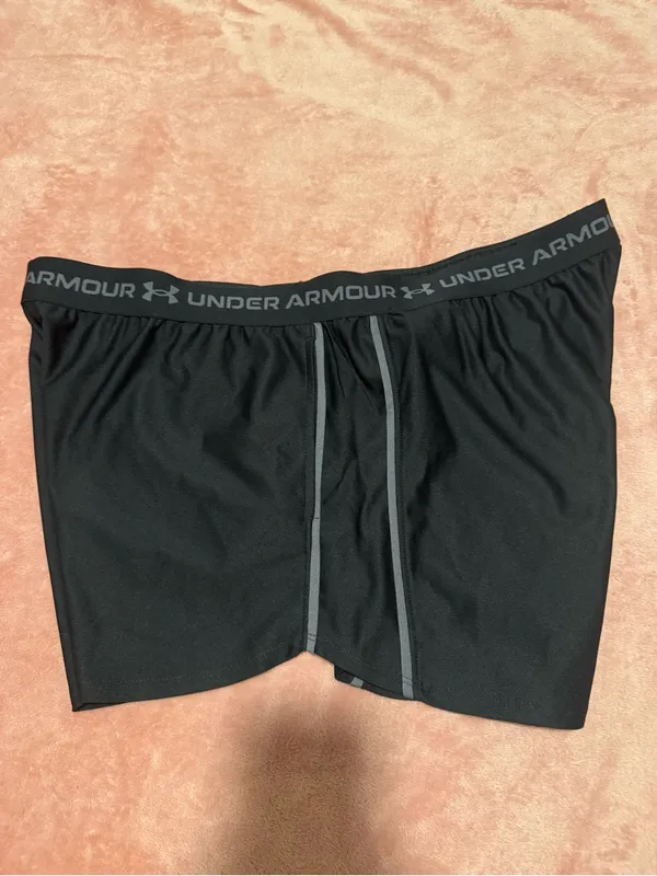Under armour shorts - Image 3