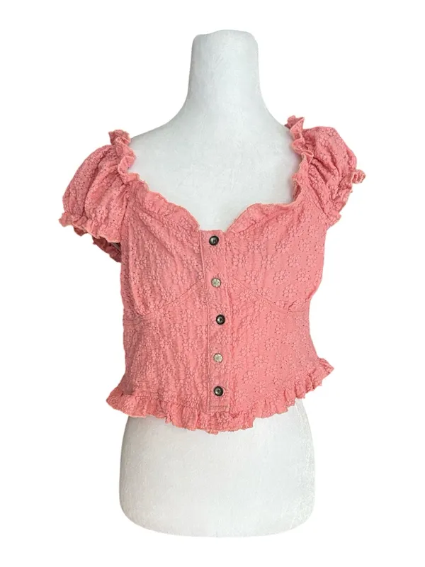POL In Fair Verona Button Up Crop Top Pink‎ Eyelet Ruffle Cap Sleeve Small - Image 2
