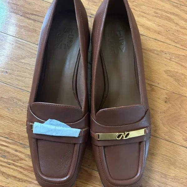 NEW Naturalizer women loafer size 8 - Image 3