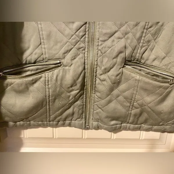 Lily & Lottie Olive Green Quilted Bomber Jacket Coat - Image 7