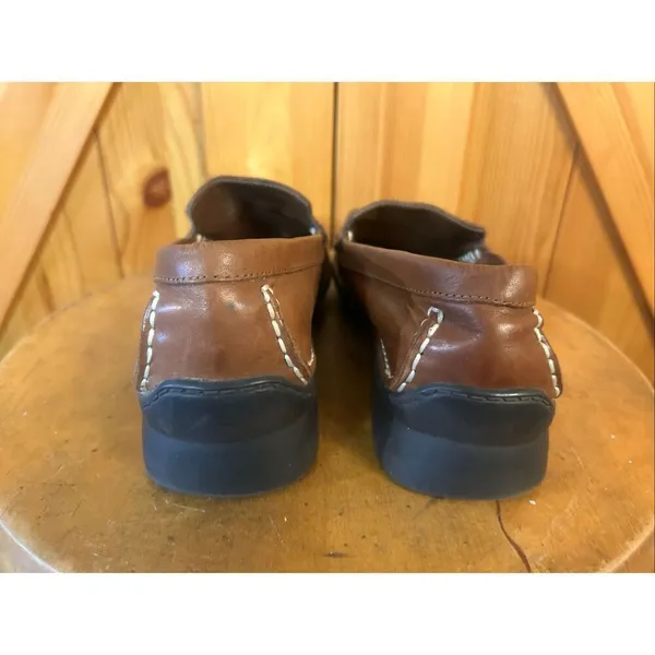 Thom McAn Size 7 Women Leather Shoes Slip on Flat Heel Comfort Loafers - Image 4
