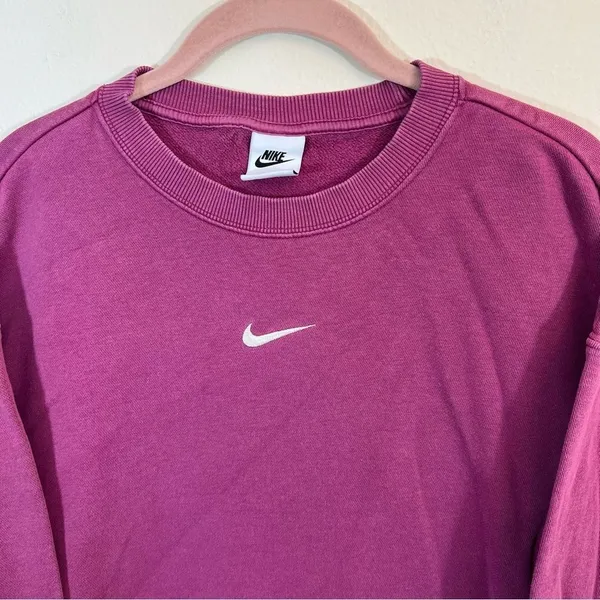 Nike‎ Women’s Magenta Pink Center Swoosh Crewneck Sweatshirt Small - Image 2