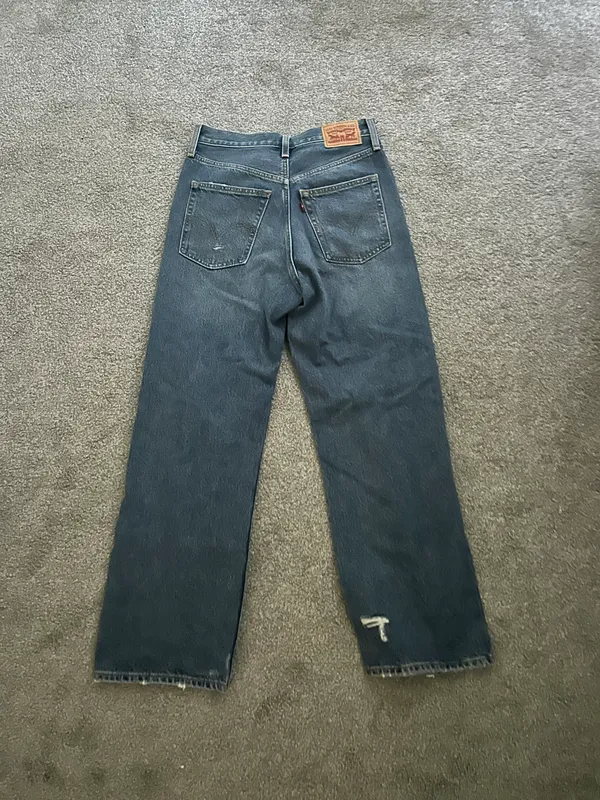 Levi’s Ribcage Straight Ankle Jeans - Image 2
