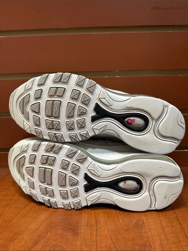 Nike Light Beige and White Air Max Trainers - Image 6