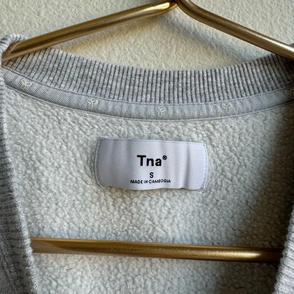 Aritzia Tna Cozy Fleece Boyfriend High Altitude Club Crew Sweatshirt Size Small - Image 4