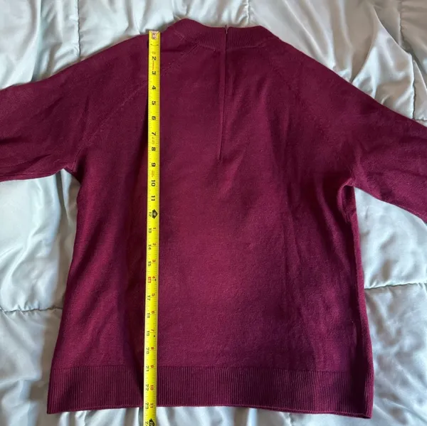 Karen Scott NWOT Dark Red Burgundy Crewneck Long Sleeve Sweater Size Medium - Image 9
