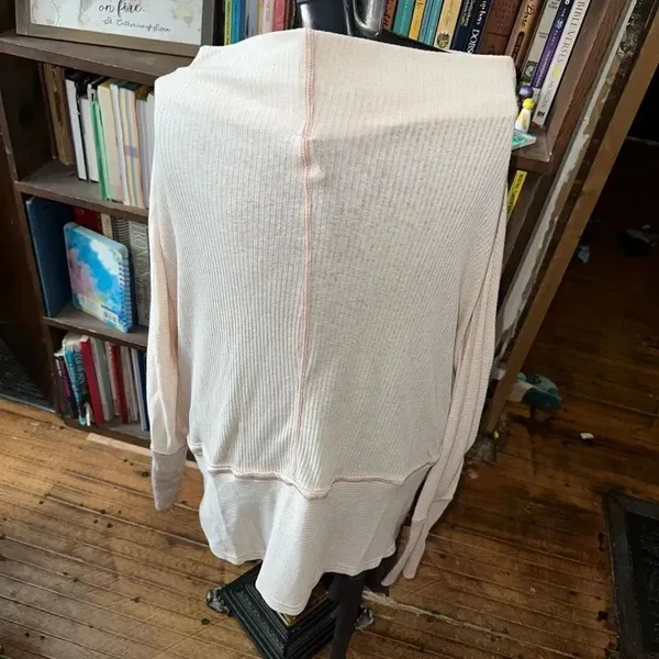 We the Free ribbed cream oversized wide neck M long sleeve top - Image 2
