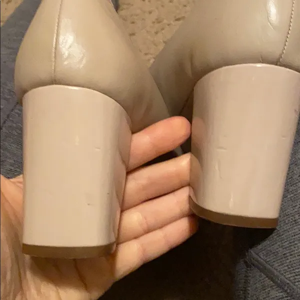 Calvin Klein Nude Cream Block Heel Pumps Size 8 - Image 4