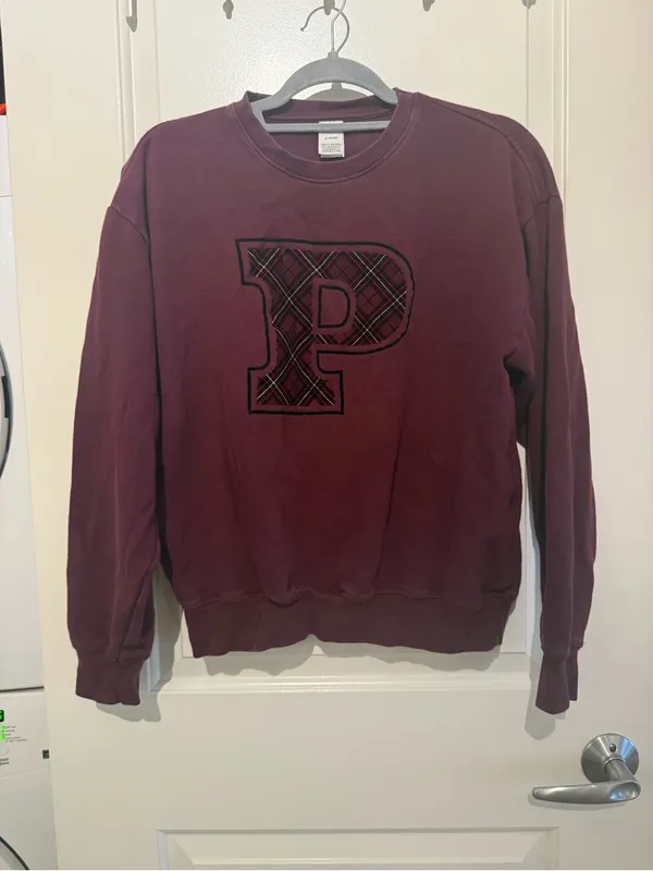 PINK Victoria's Secret Burgundy 'P' Embroidered Crewneck Sweatshirt - Image 2