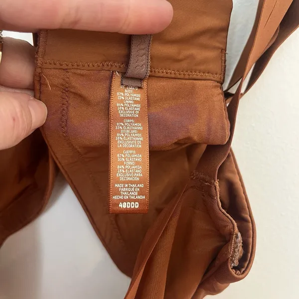 Skims Woman's Unlined Nylon Spandex‎ Underwire Bra Rust Size 40DDD - Image 3