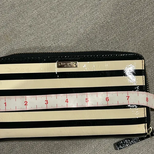 Kate Spade Glossy Black and Cream Striped Long Wallet - Image 6