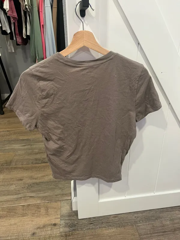 Hollister baby tee - Image 4