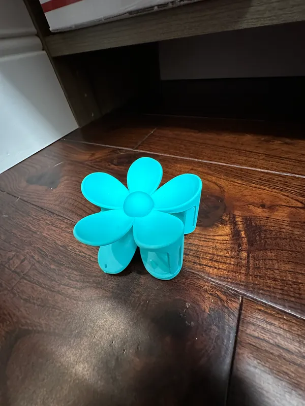 Amazon Beachy Claw Clips - Image 8