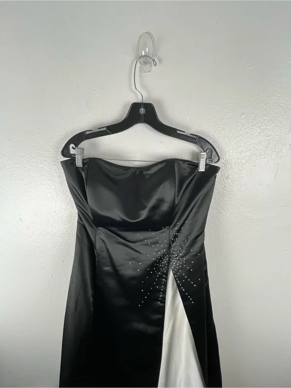 SCOTT MCCLINTOCK Black White Layered Strapless Beaded Gown Size 14 Elegant - Image 6
