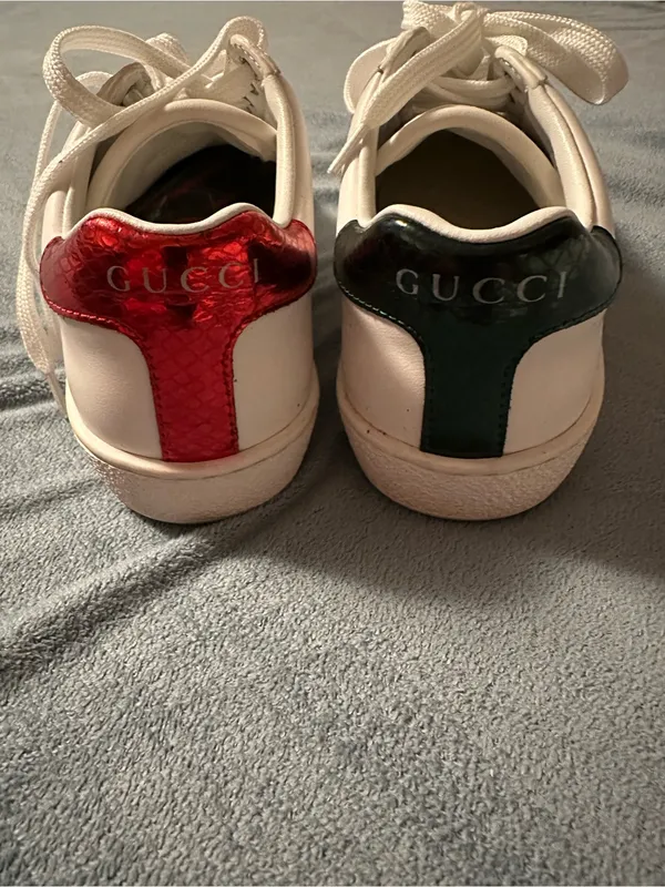 Gucci White Leather Sneakers with Red and Black Heel Tabs and Green-Red Web - Image 7