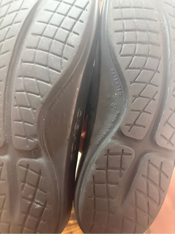 Oofos Black Flip Flips Size Women 9‎ - Image 7