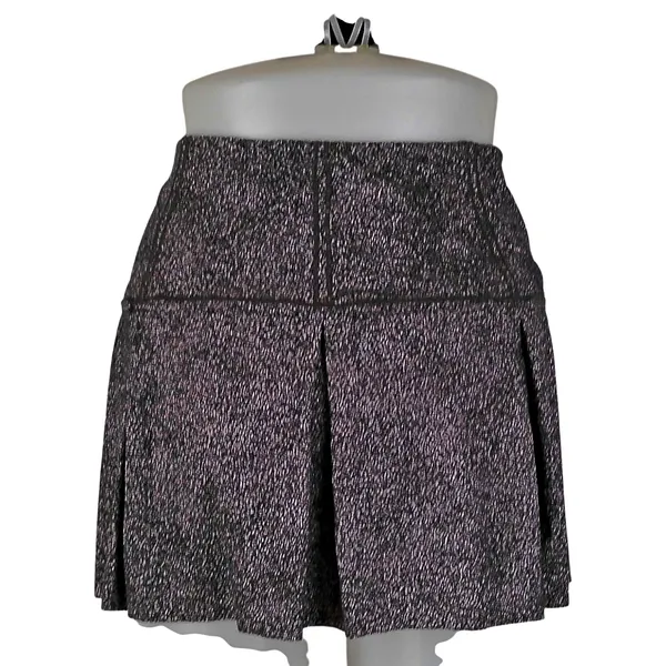 Lululemon Lost In Pace 13” Skirt Skort Salt Alpine White Black Size 4 - Image 3