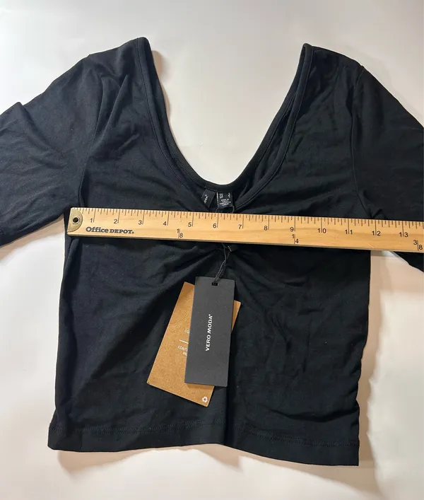 Vero Moda Womens Small Black Ruched V Neck Short Sleeve Crop Top - Image 4