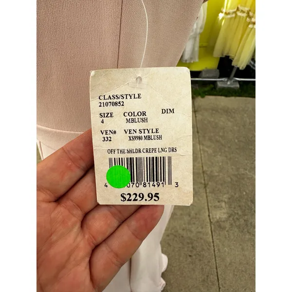 New With Tags Soft Pink Xscape Gown Size 4 - Image 10