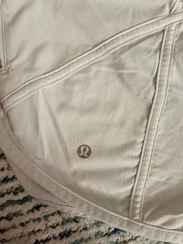 White Lululemon Shorts - Image 4