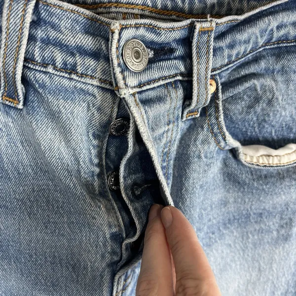 Levi's Wedgie Icon Fit Ankle Jeans High Waist Size 28 Casual Vintage Style - Image 4