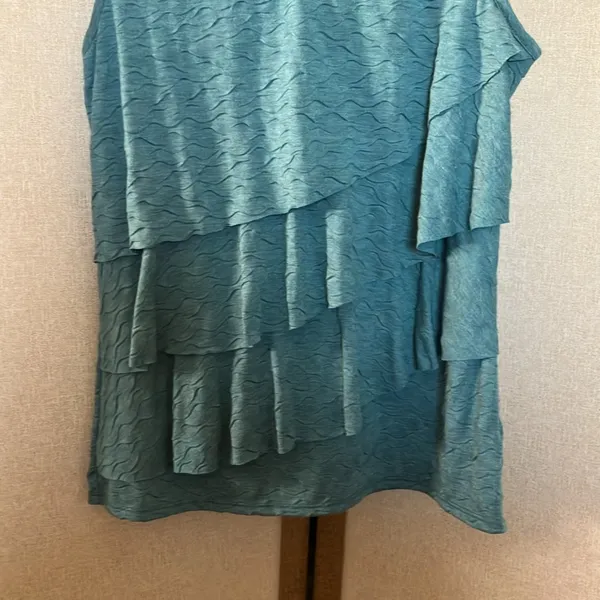 FINAL MARKDOWN Coldwater Creek Blue Ruffled Tiered Tank Top small - Image 2