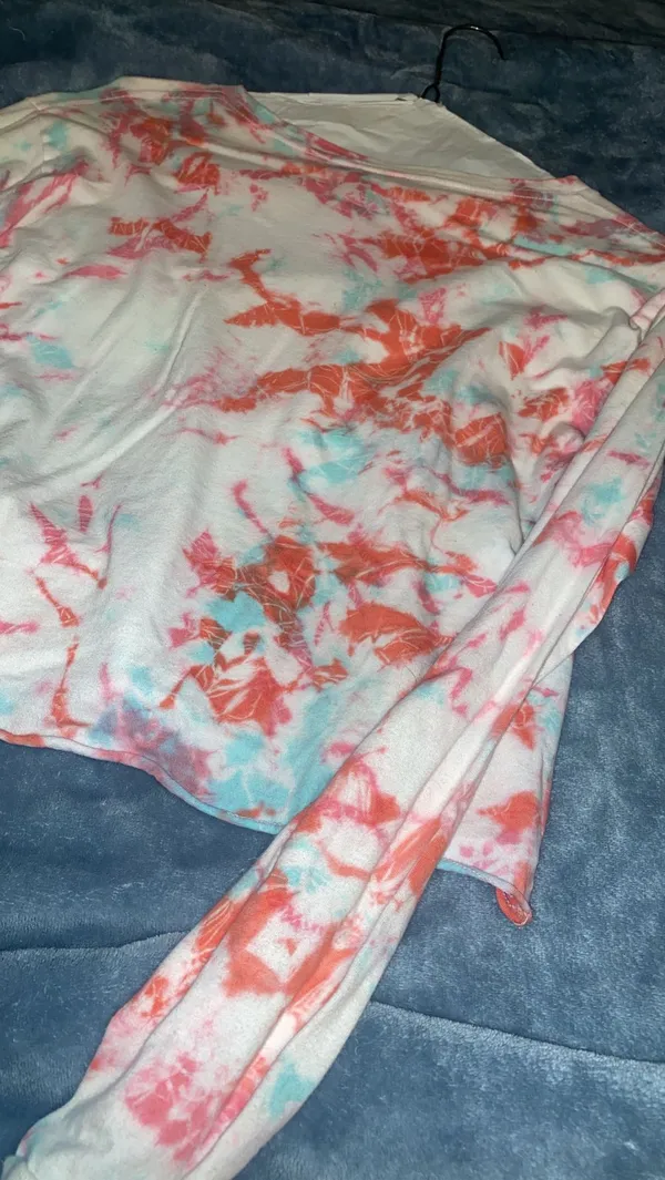 PINK Victoria’s Secret Cropped Long Sleeve - Image 3