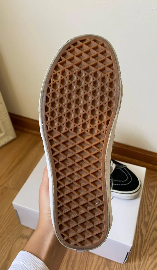 Vans High Top - Image 2