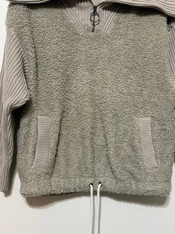 Varley Rogers Sweater Size Small Half Zip Sage Grey - Image 6