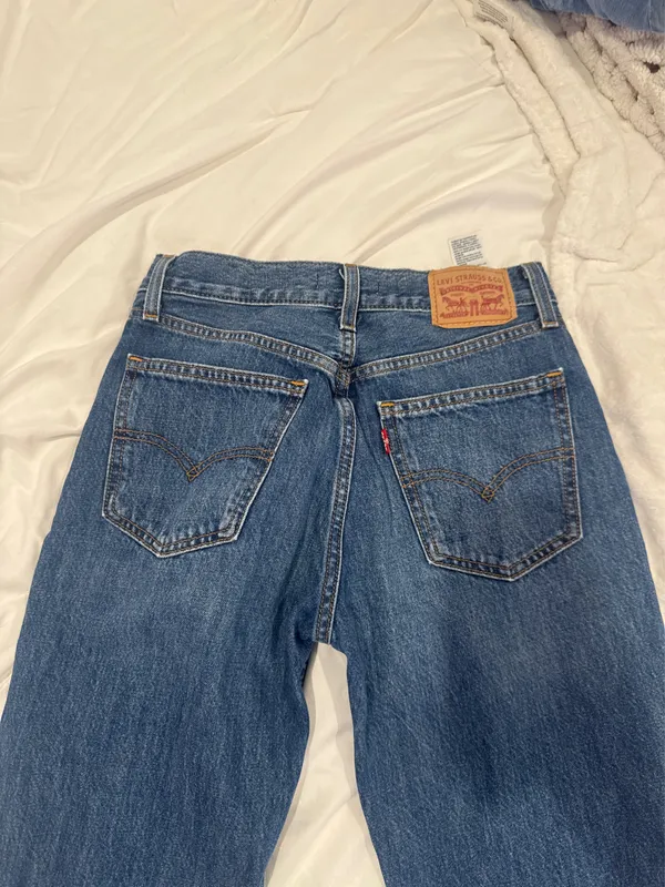 Low Pro Levi’s Straight - Image 3