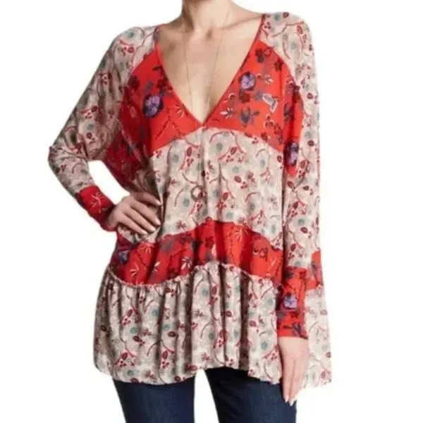 Free People Isabelle Tunic Top Womens XS Red Gray Floral Oversized Boho Feminine - Image 2