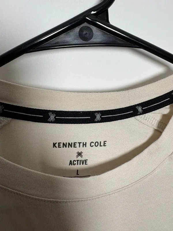 Kenneth Cole Active Crew Neck Raglan Short Sleeve T-Shirt - Image 2