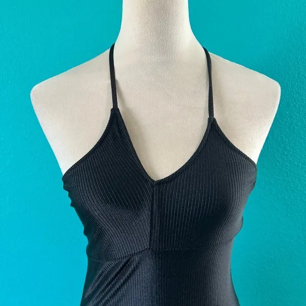 NWT Aerie Shine Rib One Shoulder Full Coverage One Piece Swimsuit Black Size M - Image 4