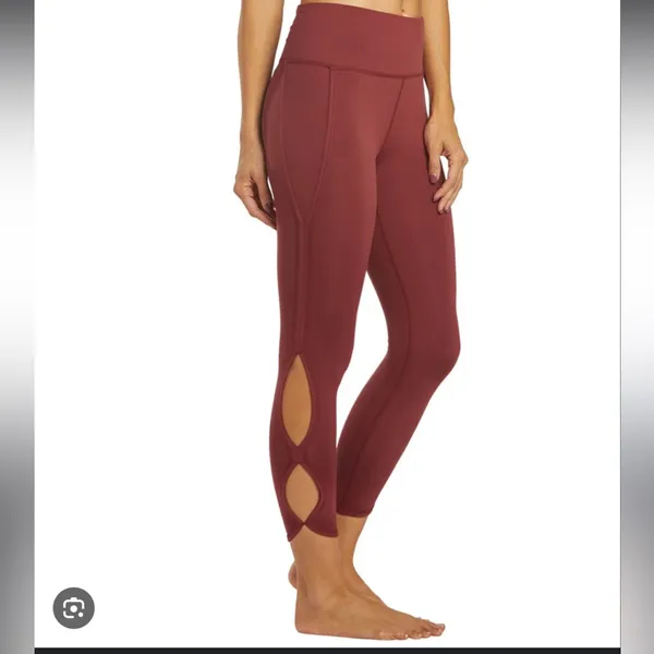 Free People FP Movement High Rise Infinity Cutout gym cropped‎ Legging large - Image 2